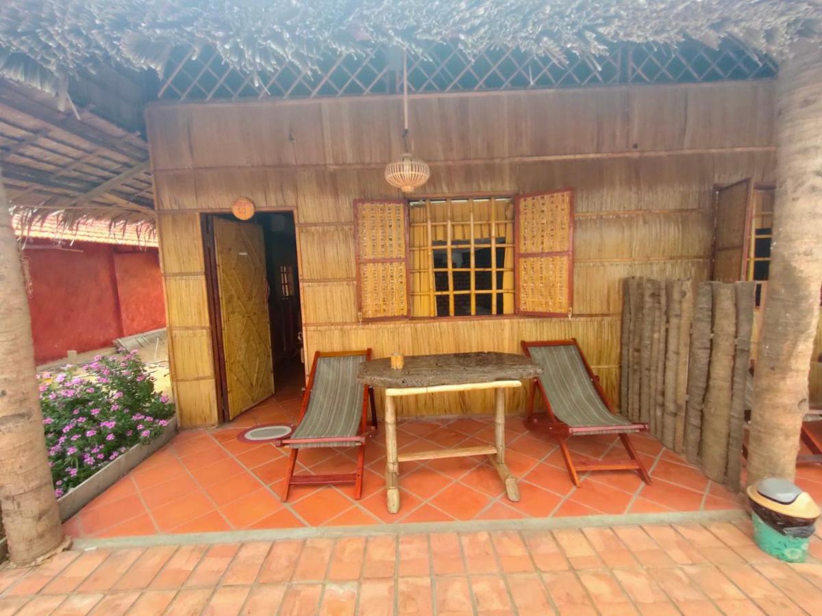 Mekong Riverside Homestay Vĩnh Long Exteriör bild