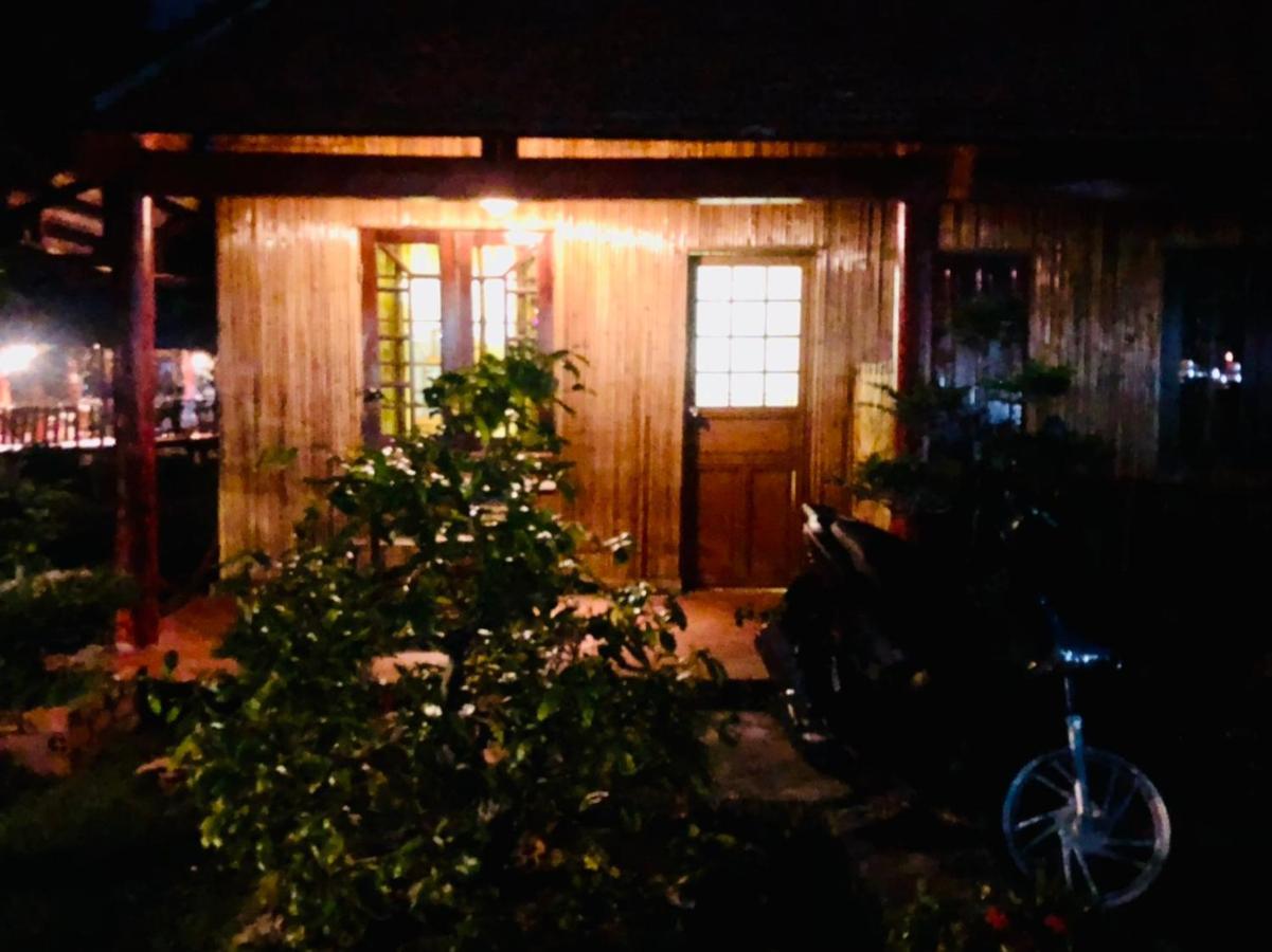 Mekong Riverside Homestay Vĩnh Long Exteriör bild